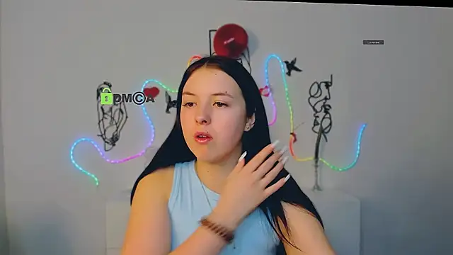 Snapshot of diara_ti chatting on February 2026 05:58:02 AM diara ti online show from February 2026 05:58:02 AM