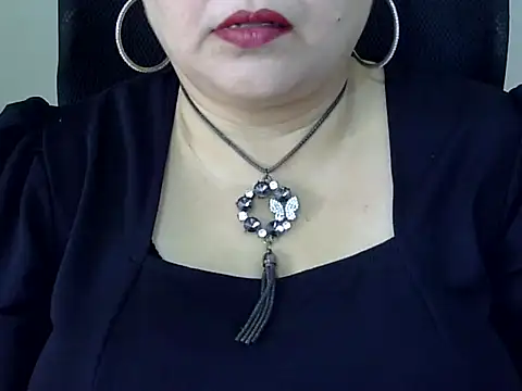 Snapshot of Soniya_Sha chatting on May 2026 07:28:02 AM Soniya Sha online show from May 2026 07:28:02 AM