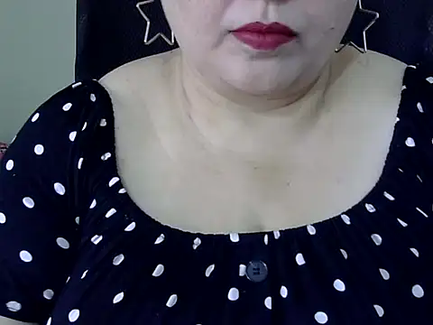 Snapshot of Soniya_Sha chatting on May 2026 06:44:02 AM Soniya Sha online show from May 2026 06:44:02 AM