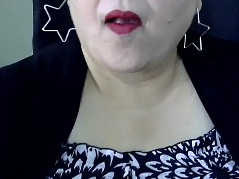 Snapshot of Soniya_Sha chatting on May 2026 07:58:02 AM Soniya Sha online show from May 2026 07:58:02 AM
