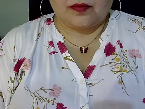 Snapshot of Soniya_Sha chatting on May 2026 01:51:01 PM Soniya Sha online show from May 2026 01:51:01 PM