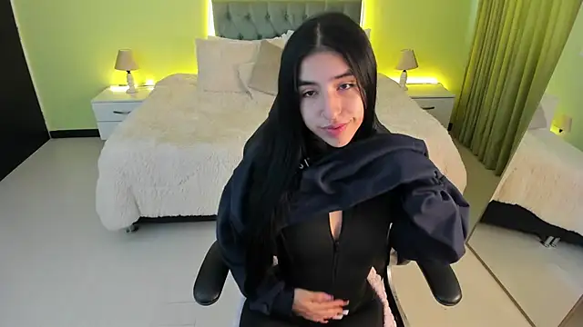 Snapshot of Celeste_Rous__ chatting on January 2026 12:30:01 PM Celeste Rous online show from January 2026 12:30:01 PM