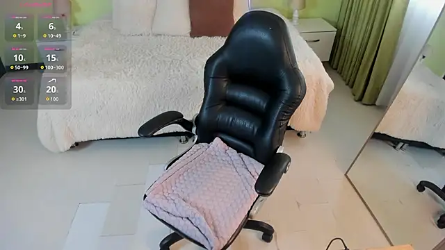 Celeste Rous   online show from March 2026 12:32:01 PM