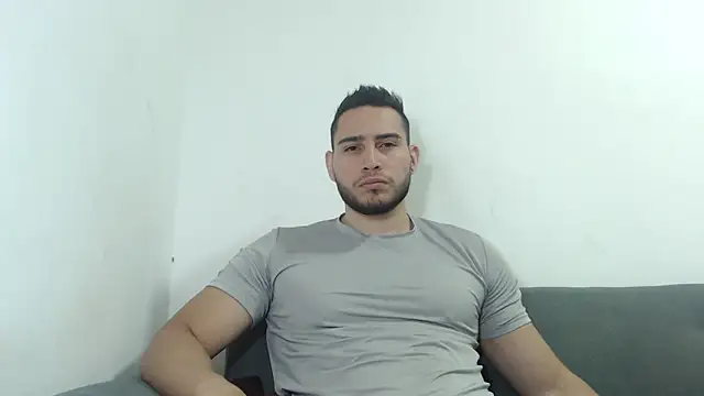 Snapshot of Seank_Noszka chatting on January 2026 07:08:02 PM Seank Noszka online show from January 2026 07:08:02 PM