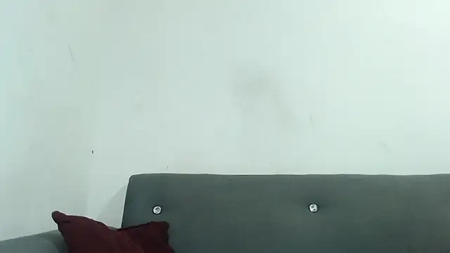 Snapshot of Seank_Noszka chatting on February 2026 11:43:02 PM Seank Noszka online show from February 2026 11:43:02 PM