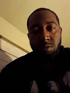 Snapshot of iLOVETRAY96 chatting on December 2025 04:41:01 AM iLOVETRAY96 online show from December 2025 04:41:01 AM