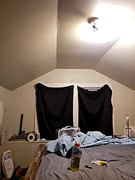 Snapshot of iLOVETRAY96 chatting on February 2026 09:37:02 AM iLOVETRAY96 online show from February 2026 09:37:02 AM