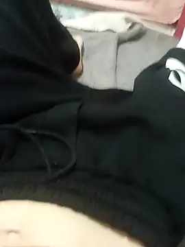 Snapshot of riballll9 chatting on February 2026 05:44:01 AM riballll9 online show from February 2026 05:44:01 AM