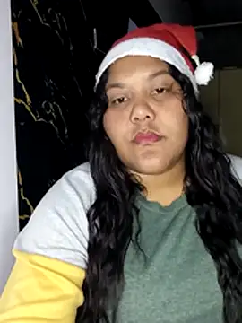 Snapshot of VaneandRossy chatting on December 2025 04:41:04 AM VaneandRossy online show from December 2025 04:41:04 AM