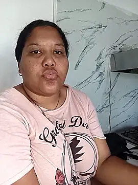 Snapshot of VaneandRossy chatting on January 2026 07:38:02 PM VaneandRossy online show from January 2026 07:38:02 PM