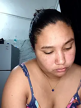 Snapshot of VaneandRossy chatting on January 2026 12:05:01 AM VaneandRossy online show from January 2026 12:05:01 AM