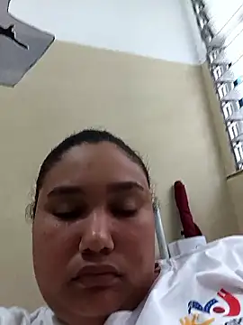 Snapshot of VaneandRossy chatting on January 2026 01:17:02 PM VaneandRossy online show from January 2026 01:17:02 PM