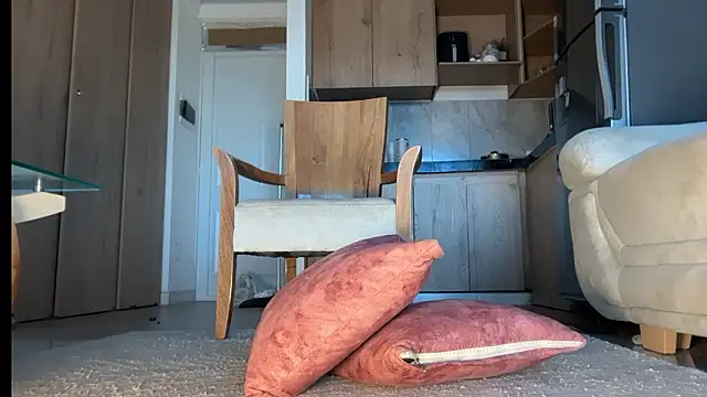 Snapshot of miaferrer777 chatting on February 2026 10:17:02 PM miaferrer777 online show from February 2026 10:17:02 PM