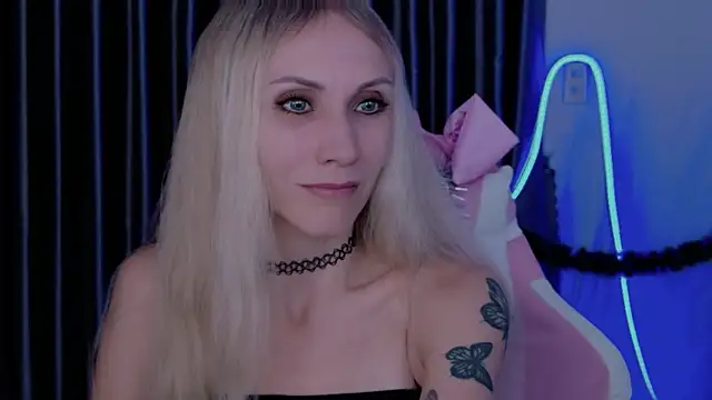 Snapshot of betty_xoxoo chatting on January 2026 01:24:02 PM betty xoxoo online show from January 2026 01:24:02 PM