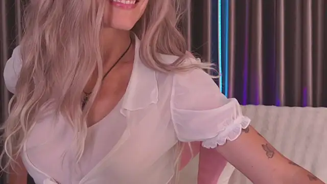 betty xoxoo online show from April 2026 01:53:02 PM