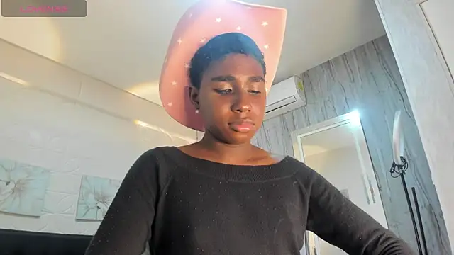 teylor lovee online show from February 2026 10:02:02 PM