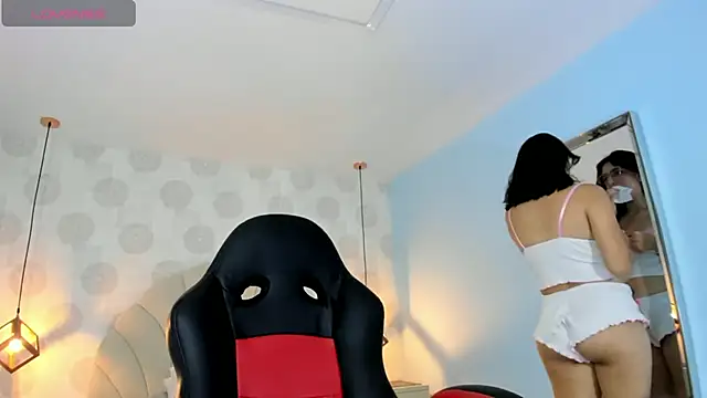 VENUSGREYS1 online show from May 2026 01:27:02 PM