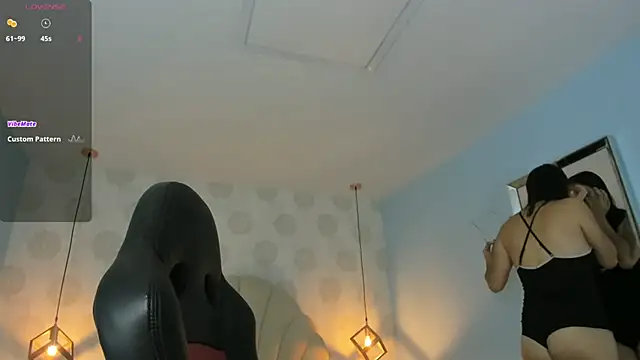 VENUSGREYS1 online show from May 2026 12:02:01 PM