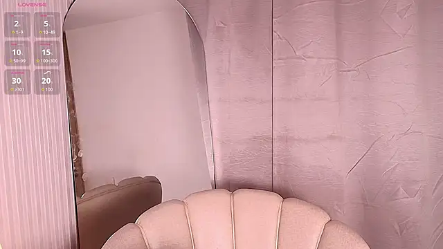 Snapshot of Mia_mystic_ chatting on April 2026 10:42:01 AM Mia mystic online show from April 2026 10:42:01 AM