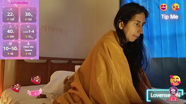 MoonLipsON- online show from February 2026 03:19:02 PM