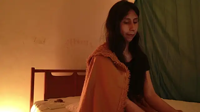 MoonLipsON- online show from May 2026 02:52:02 AM