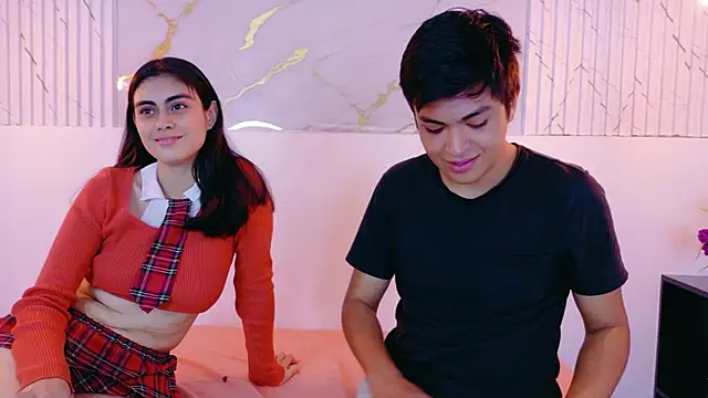 Snapshot of NatyAndAlex chatting on January 2026 09:39:02 PM NatyAndAlex online show from January 2026 09:39:02 PM