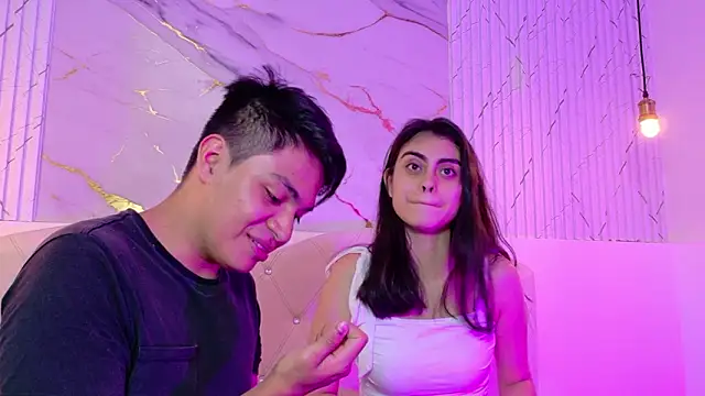 Snapshot of NatyAndAlex chatting on February 2026 07:43:01 PM NatyAndAlex online show from February 2026 07:43:01 PM