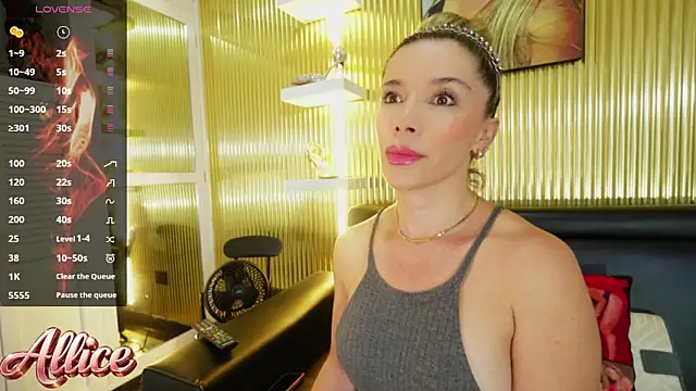 Snapshot of Allice_mommy chatting on February 2026 07:54:02 PM Allice mommy online show from February 2026 07:54:02 PM