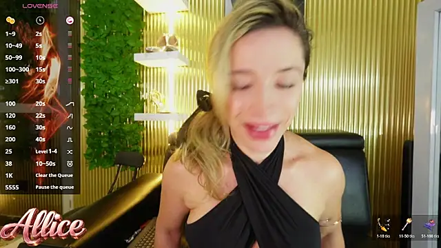 Snapshot of Allice_mommy chatting on February 2026 07:20:02 PM Allice mommy online show from February 2026 07:20:02 PM