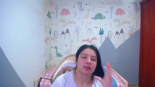 Snapshot of eva_smit_t chatting on December 2025 02:29:02 AM eva smit t online show from December 2025 02:29:02 AM