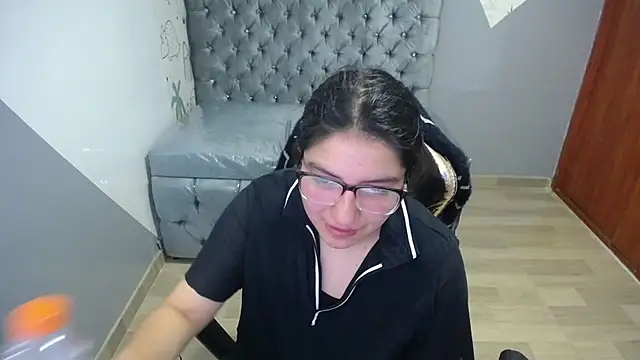 Snapshot of eva_smit_t chatting on February 2026 02:49:01 AM eva smit t online show from February 2026 02:49:01 AM