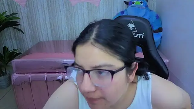 Snapshot of eva_smit_t chatting on February 2026 02:30:02 AM eva smit t online show from February 2026 02:30:02 AM