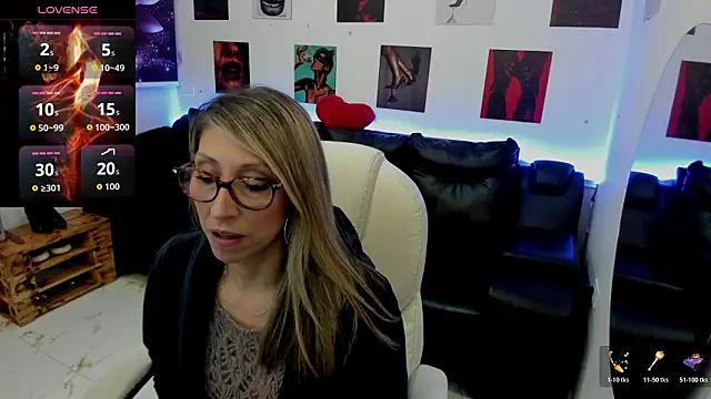 Snapshot of Scarlett_079 chatting on February 2026 11:48:01 AM Scarlett 079 online show from February 2026 11:48:01 AM