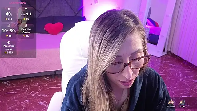 Scarlett 079 online show from May 2026 11:50:01 AM