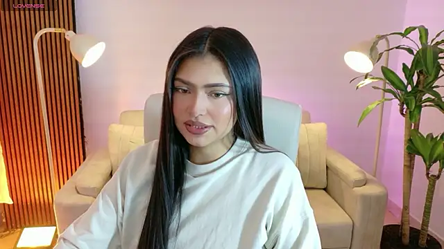 Snapshot of victoria___moon chatting on February 2026 01:27:01 PM victoria moon online show from February 2026 01:27:01 PM