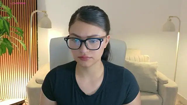 victoria   moon online show from June 2026 02:16:01 PM