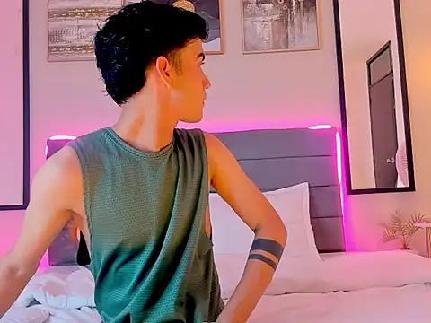 Snapshot of Feiccer_Thomson1 chatting on February 2026 01:53:01 AM Feiccer Thomson1 online show from February 2026 01:53:01 AM