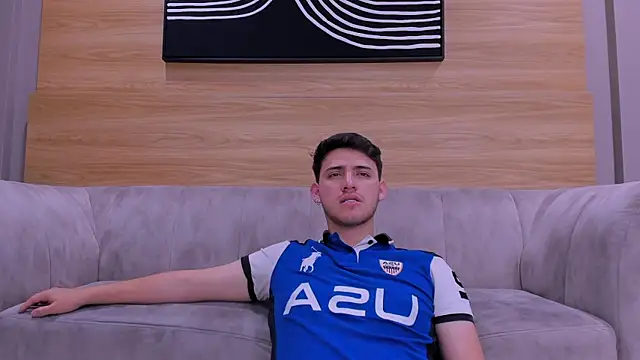 Snapshot of big__friends chatting on January 2026 06:55:02 PM big friends online show from January 2026 06:55:02 PM