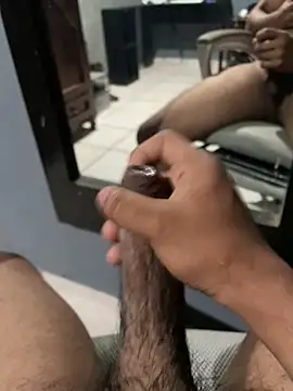 Snapshot of Isaackals chatting on April 2026 01:01:02 AM Isaackals online show from April 2026 01:01:02 AM