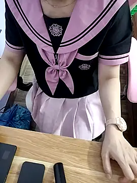 Snapshot of _MyNa_ chatting on December 2025 02:24:01 PM MyNa online show from December 2025 02:24:01 PM