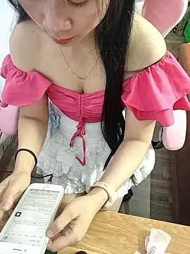 Snapshot of _MyNa_ chatting on January 2026 04:09:01 PM MyNa online show from January 2026 04:09:01 PM