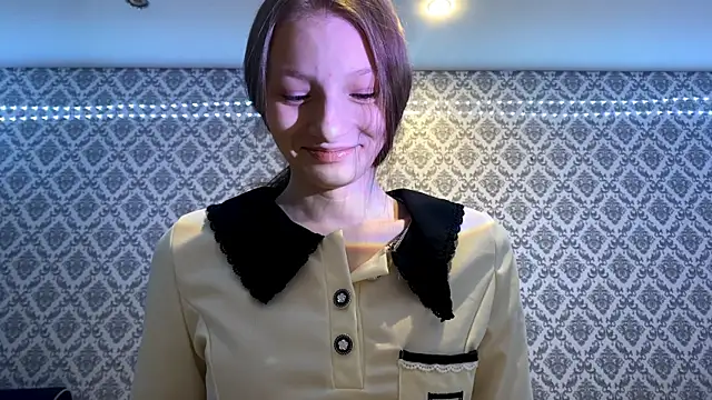 Cleonoth2o online show from December 2025 06:12:02 PM