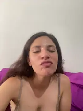 Snapshot of Marestrella-25 chatting on February 2026 02:00:02 PM Marestrella-25 online show from February 2026 02:00:02 PM