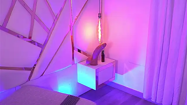 Sophie-velvet online show from May 2026 08:03:02 PM