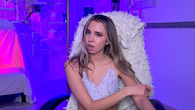 Snapshot of KimPorins chatting on February 2026 12:11:01 PM KimPorins online show from February 2026 12:11:01 PM