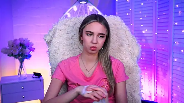 Snapshot of KimPorins chatting on February 2026 12:34:02 PM KimPorins online show from February 2026 12:34:02 PM