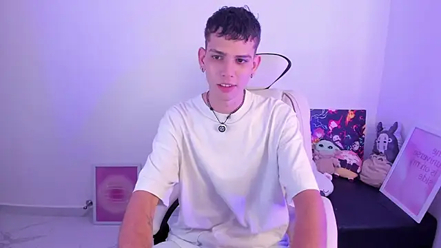 Snapshot of Jasson___ chatting on December 2025 11:37:01 AM Jasson online show from December 2025 11:37:01 AM