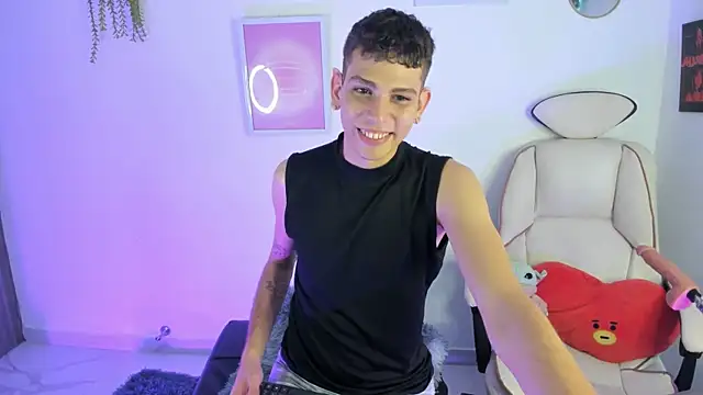 Snapshot of Jasson___ chatting on January 2026 05:06:01 PM Jasson online show from January 2026 05:06:01 PM