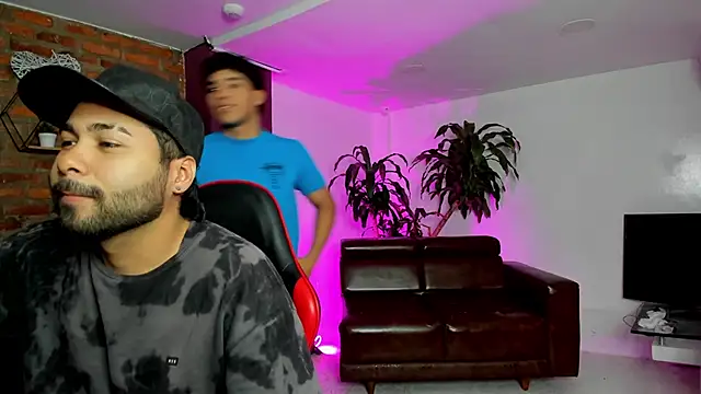 Snapshot of HotThreesoome chatting on February 2026 12:20:02 PM HotThreesoome online show from February 2026 12:20:02 PM