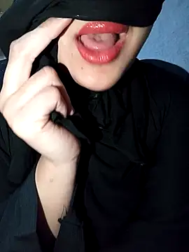 Snapshot of -Batta- chatting on February 2026 01:20:02 PM -Batta- online show from February 2026 01:20:02 PM